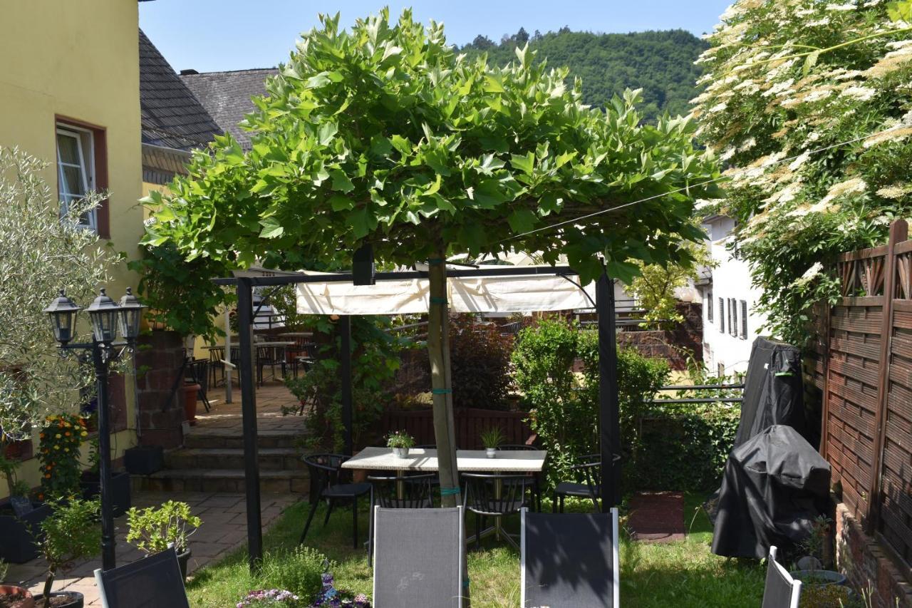 Landgasthof Zur Sonne Енкирх Екстериор снимка